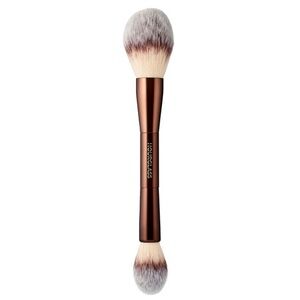 🌸New Hourglass Veil Double Ended Powder Brush